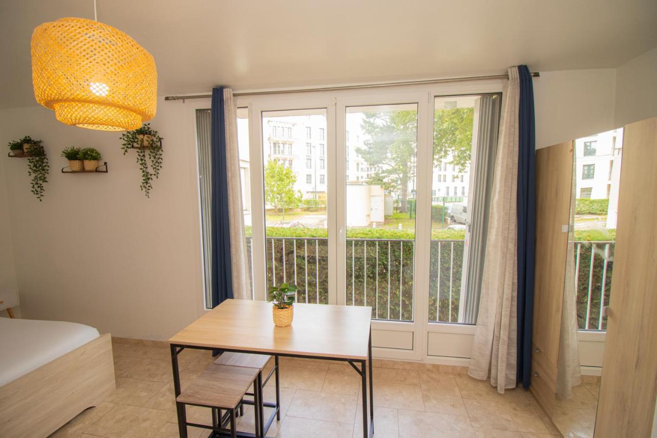 L'Estival Room Logement En Colocation Le Plessis-Robinson Kültér fotó